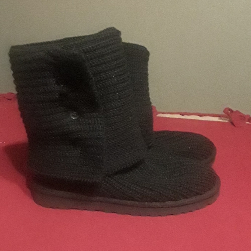 Uggs classic cardy sweater boots